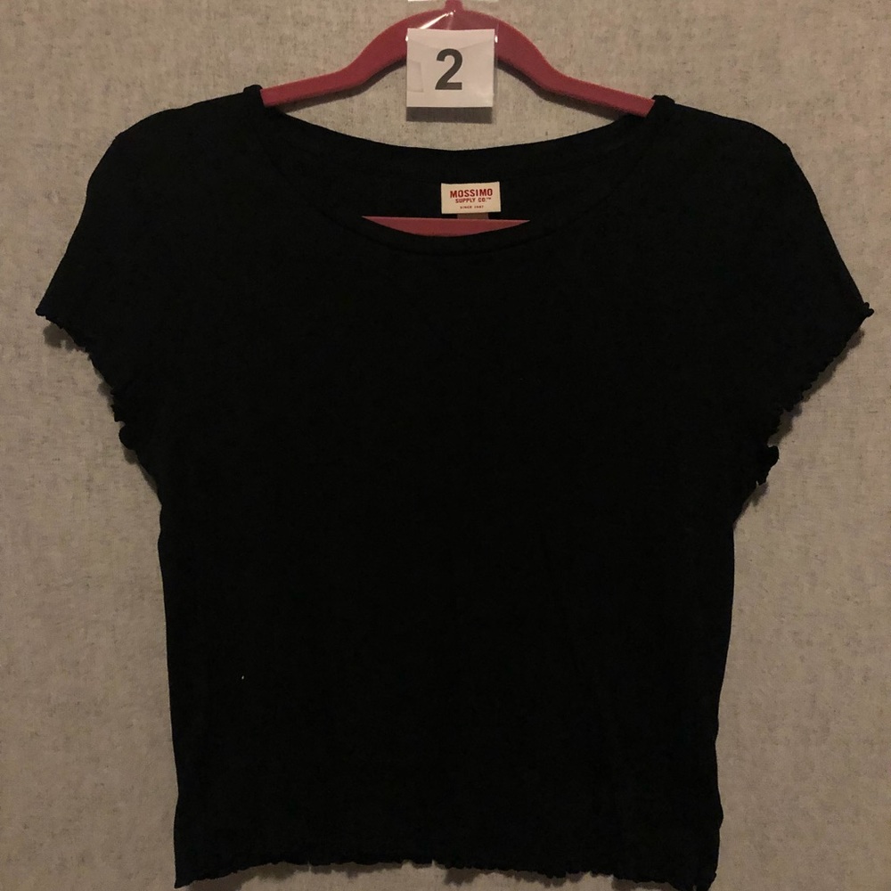 Mossimo black ruffle lettuce edge babydoll crop t
